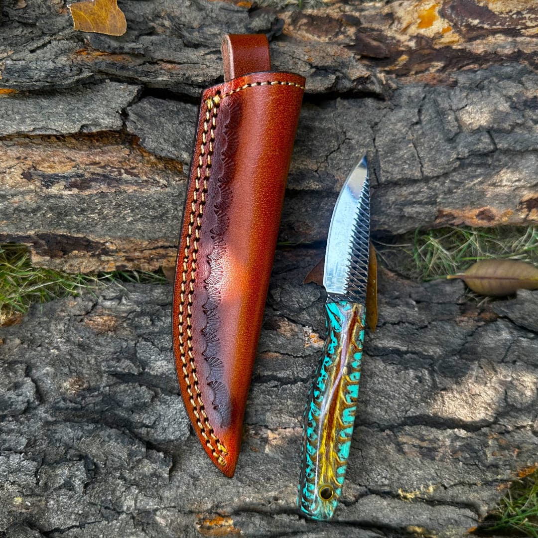 Cowboy Knife Rasp Steel Blade & Pine Cone Resin