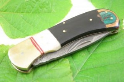 Folding Damascus Steel Knife