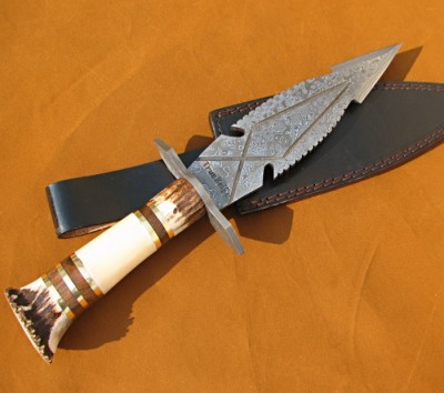 Custom Handmade Stag Crown Antler Damascus Dagger