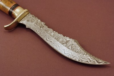 Damascus High Carbon Steel Handmade Knife